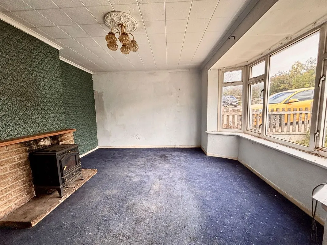Mastin Moor, Chesterfield, Derbyshire, S43 3AE - Online Auctions