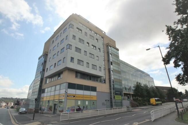 323 Bramall Lane, Sheffield, South Yorkshire, S2 4RJ - Online Auctions