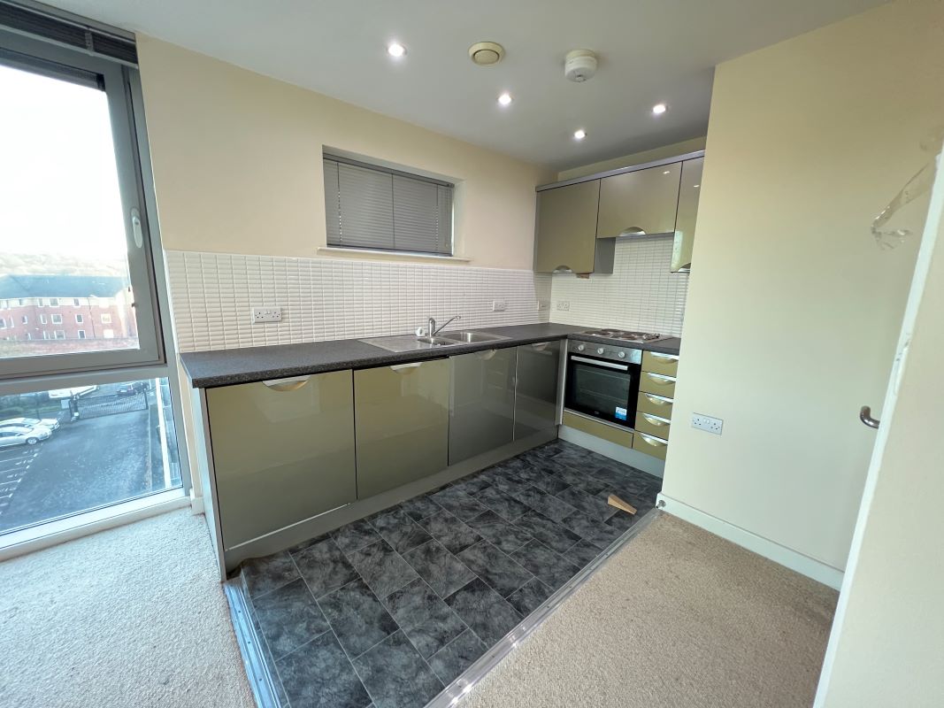 323 Bramall Lane, Sheffield, South Yorkshire, S2 4RJ - Online Auctions