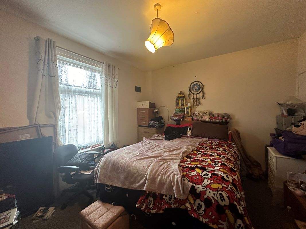 Goldthorpe, Rotherham, South Yorkshire, S63 9HR - Online Auctions
