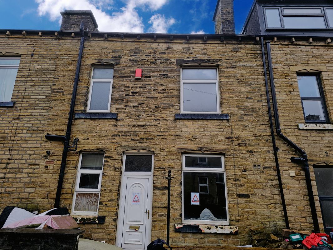 Knight Street, Halifax, West Yorkshire, HX1 3QE - Online Auctions