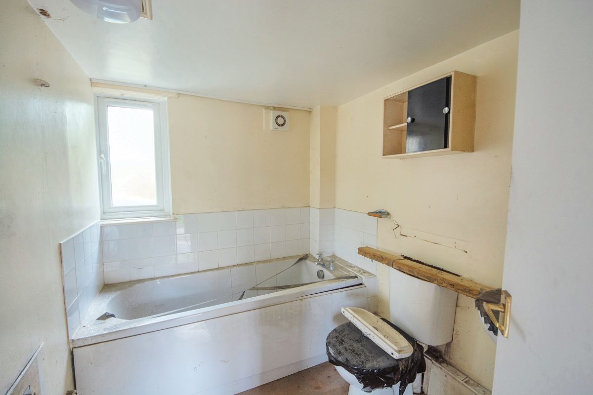 Soham, Ely, Cambridgeshire, CB7 5DB - Online Auctions