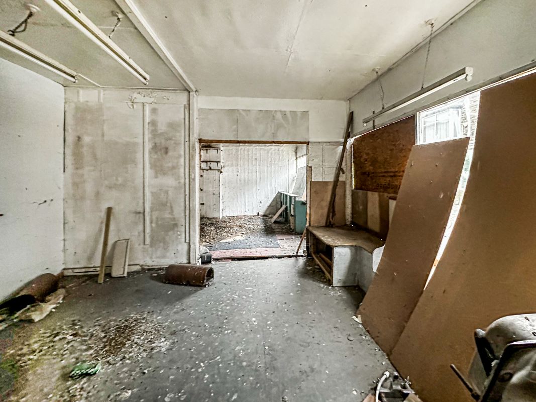 Morecambe, Lancashire, LA3 1QF - Online Auctions