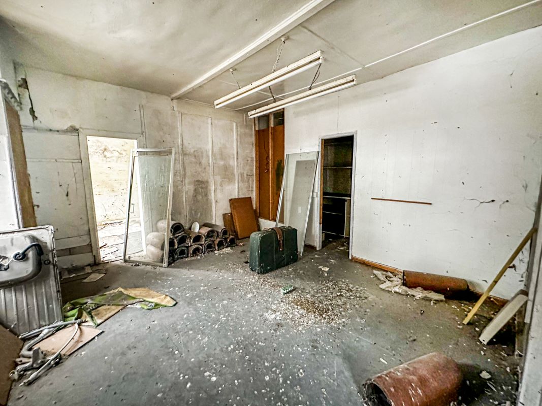 Morecambe, Lancashire, LA3 1QF - Online Auctions