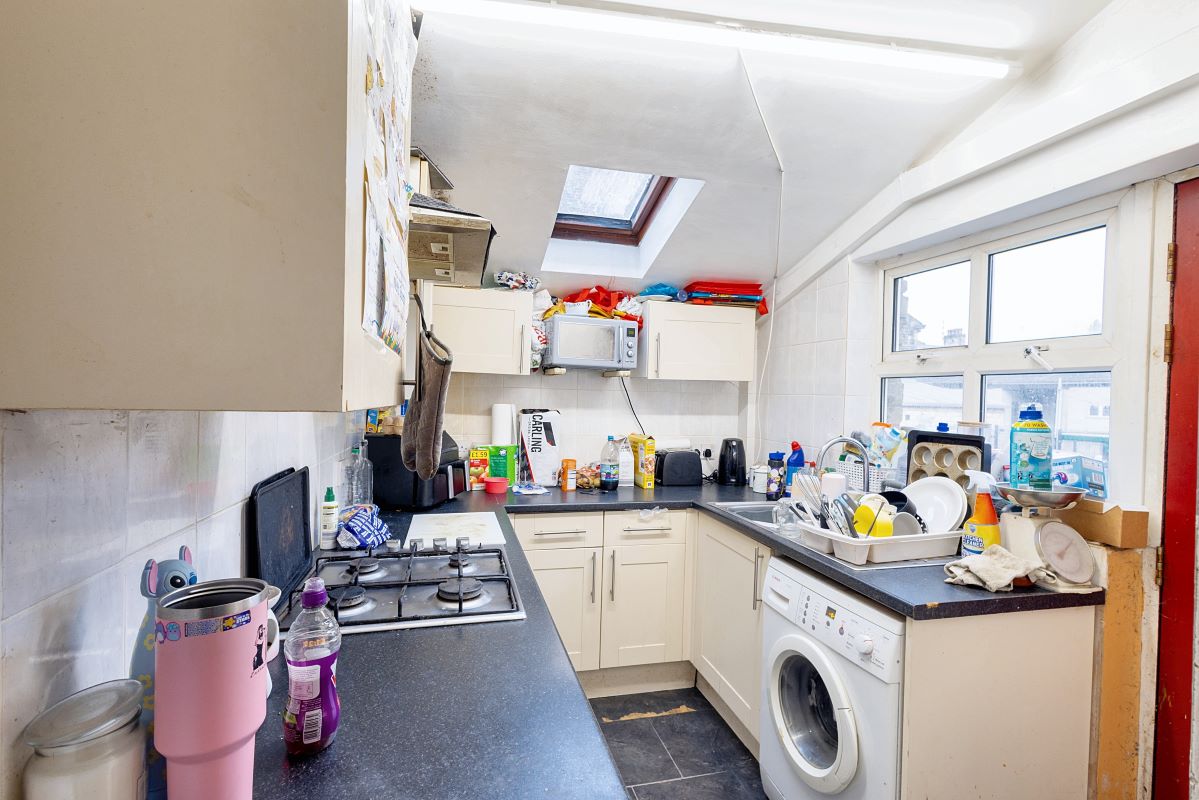 Bingley, West Yorkshire, BD16 4BN - Online Auctions