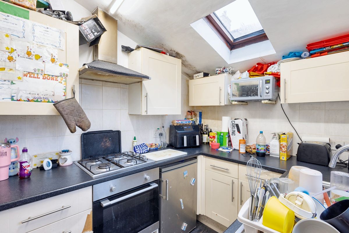Bingley, West Yorkshire, BD16 4BN - Online Auctions