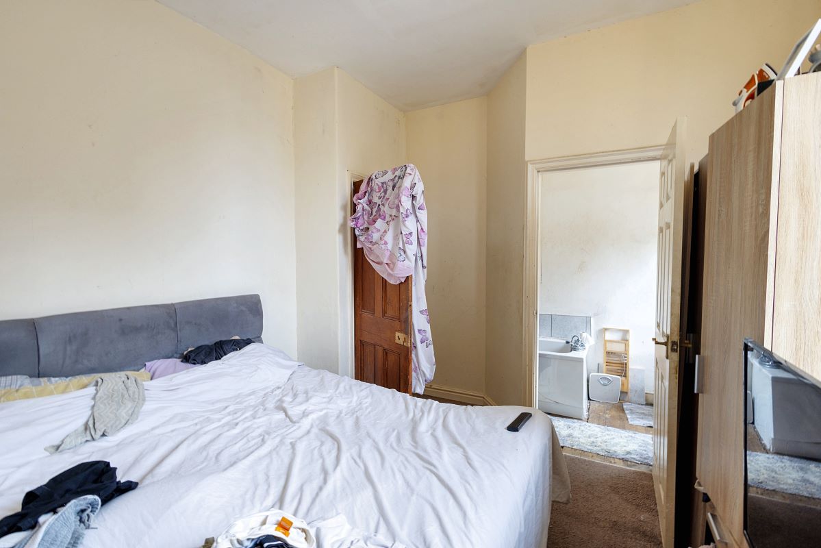 Bingley, West Yorkshire, BD16 4BN - Online Auctions