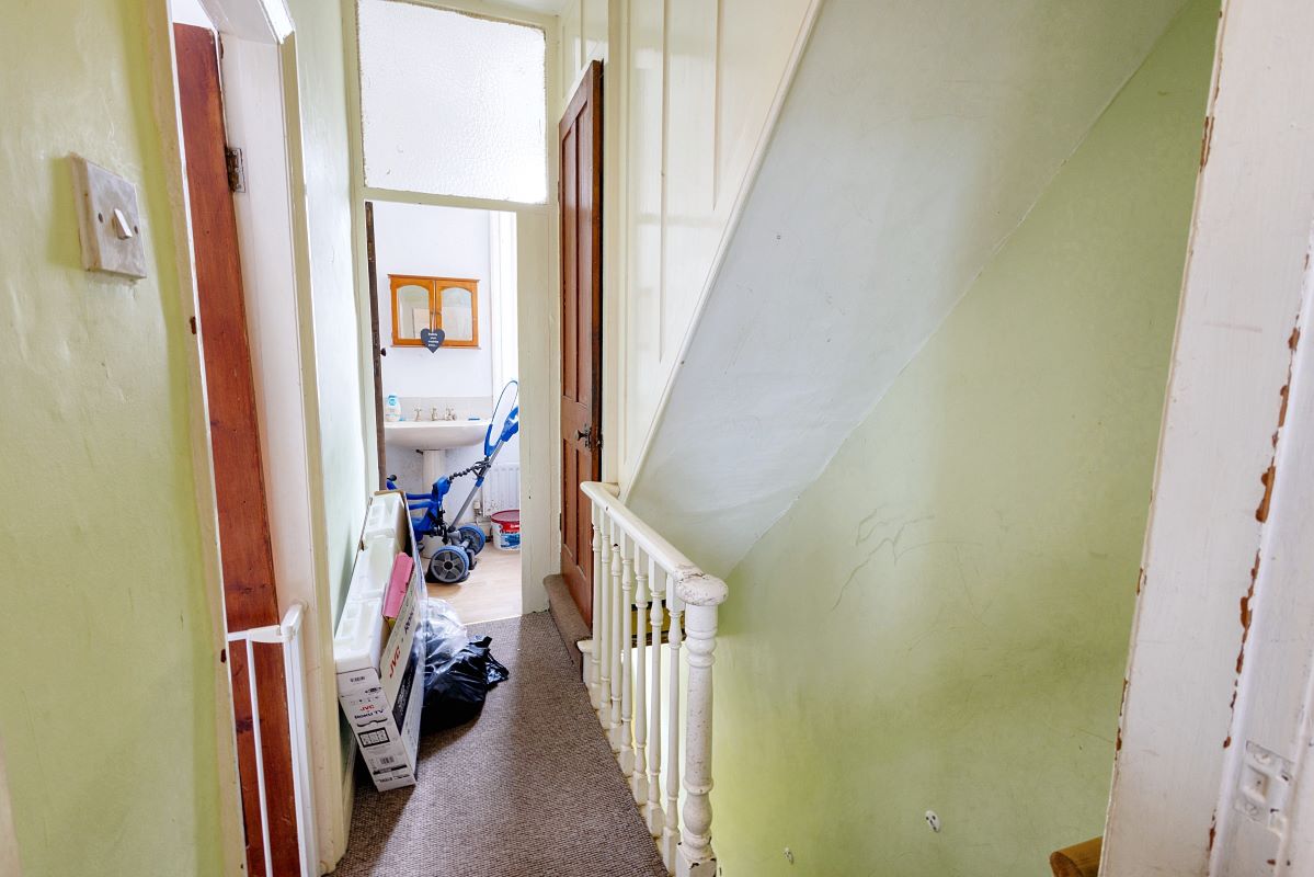 Bingley, West Yorkshire, BD16 4BN - Online Auctions