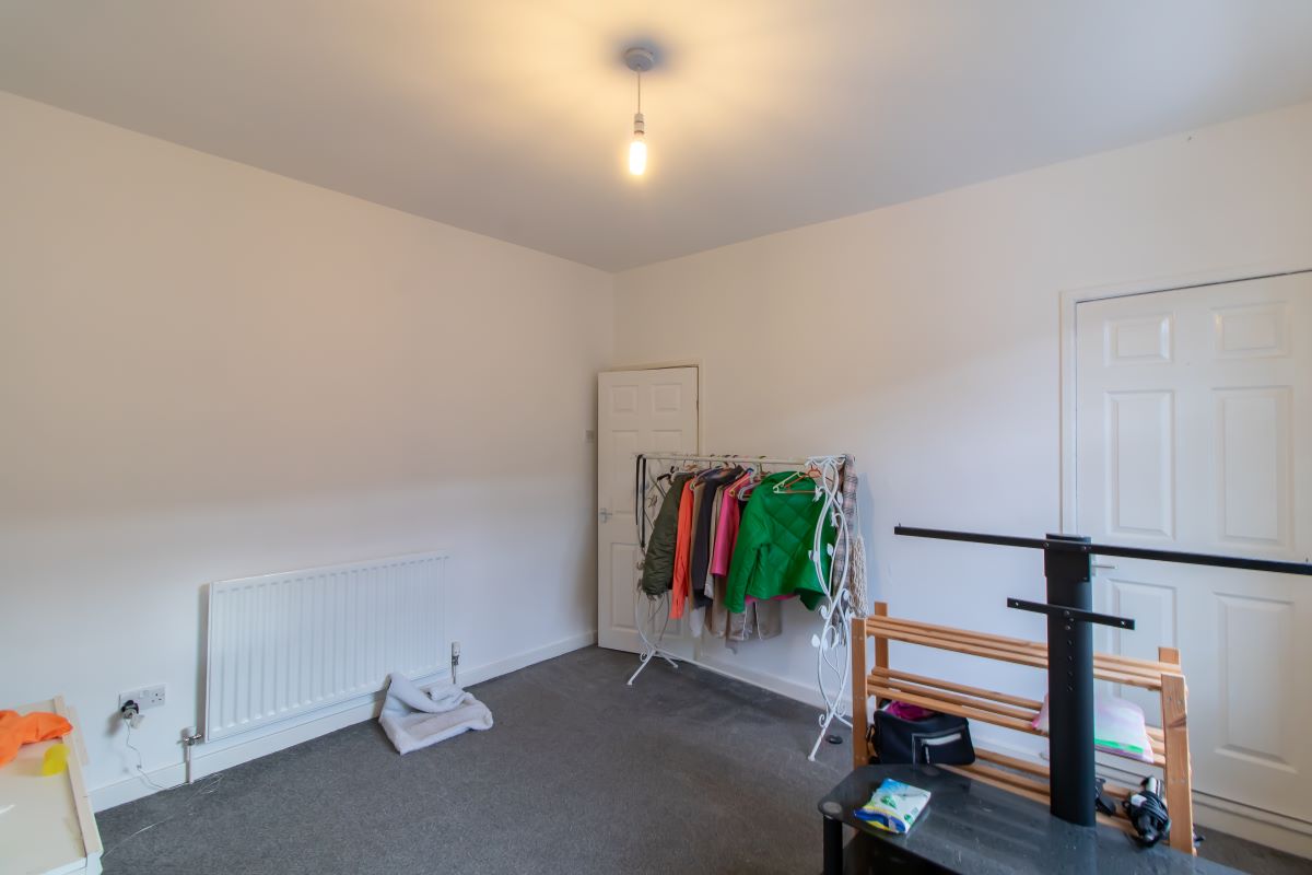 Horden, Peterlee, County Durham, SR8 4LZ - Online Auctions