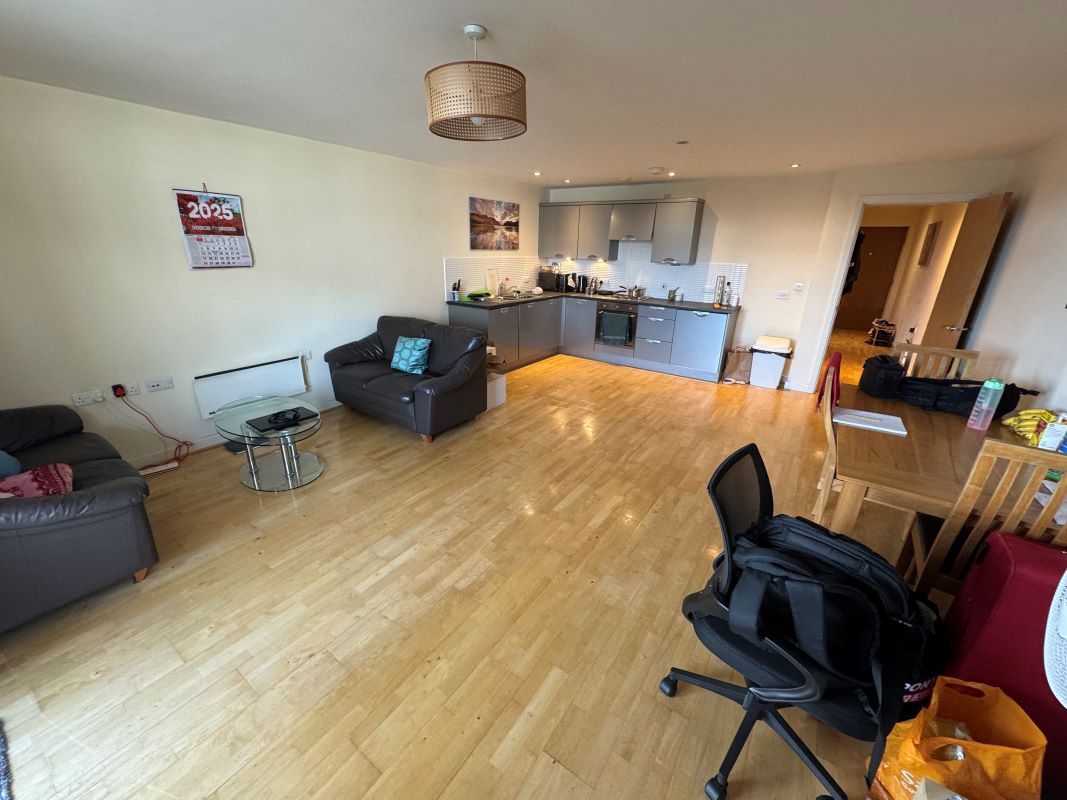 323 Bramall Lane, Sheffield, South Yorkshire, S2 4RR - Online Auctions