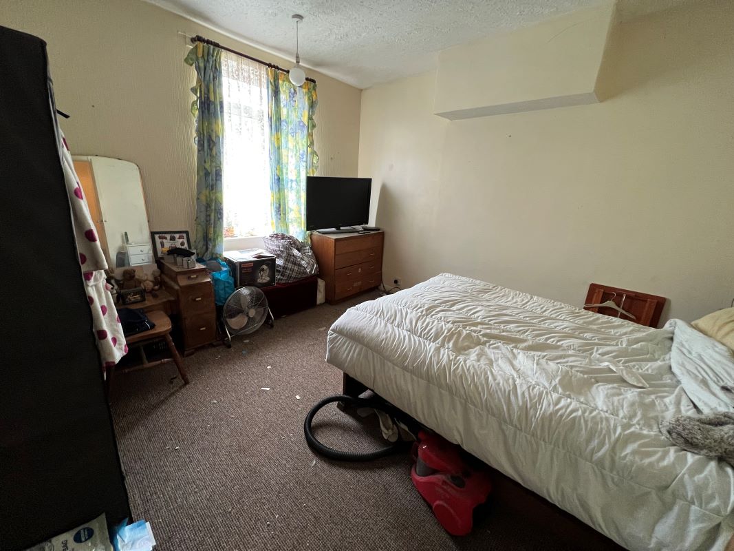 Goldthorpe, Rotherham, South Yorkshire, S63 9JG - Online Auctions