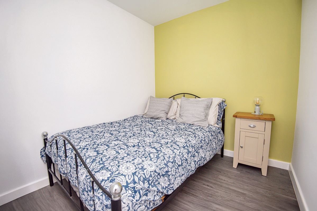 Regent House, Barnsley, South Yorkshire, S70 2AT - Online Auctions