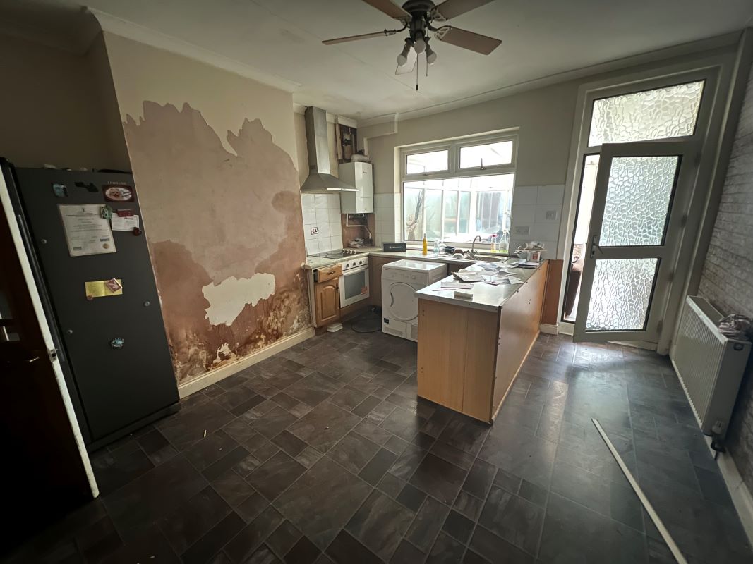 Goldthorpe, Rotherham, South Yorkshire, S63 9NA - Online Auctions
