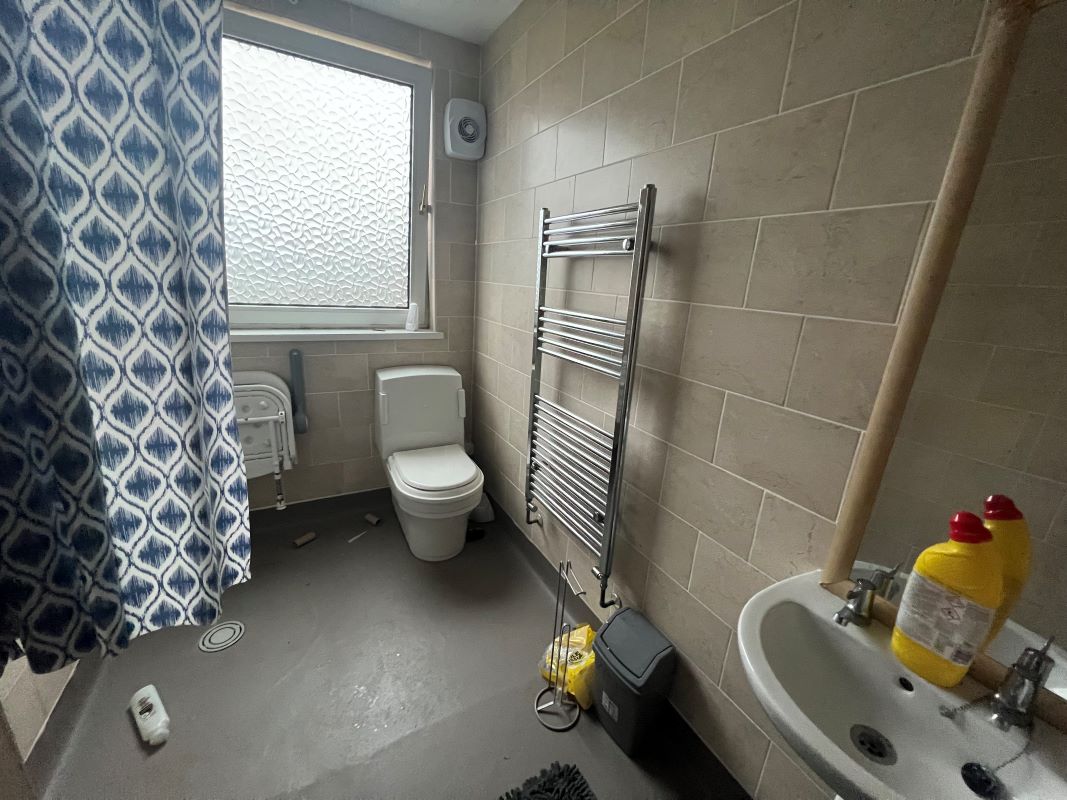 Goldthorpe, Rotherham, South Yorkshire, S63 9NA - Online Auctions