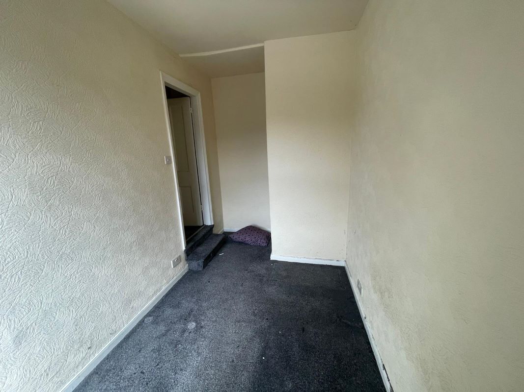 Barnsley, South Yorkshire, S70 4NR - Online Auctions