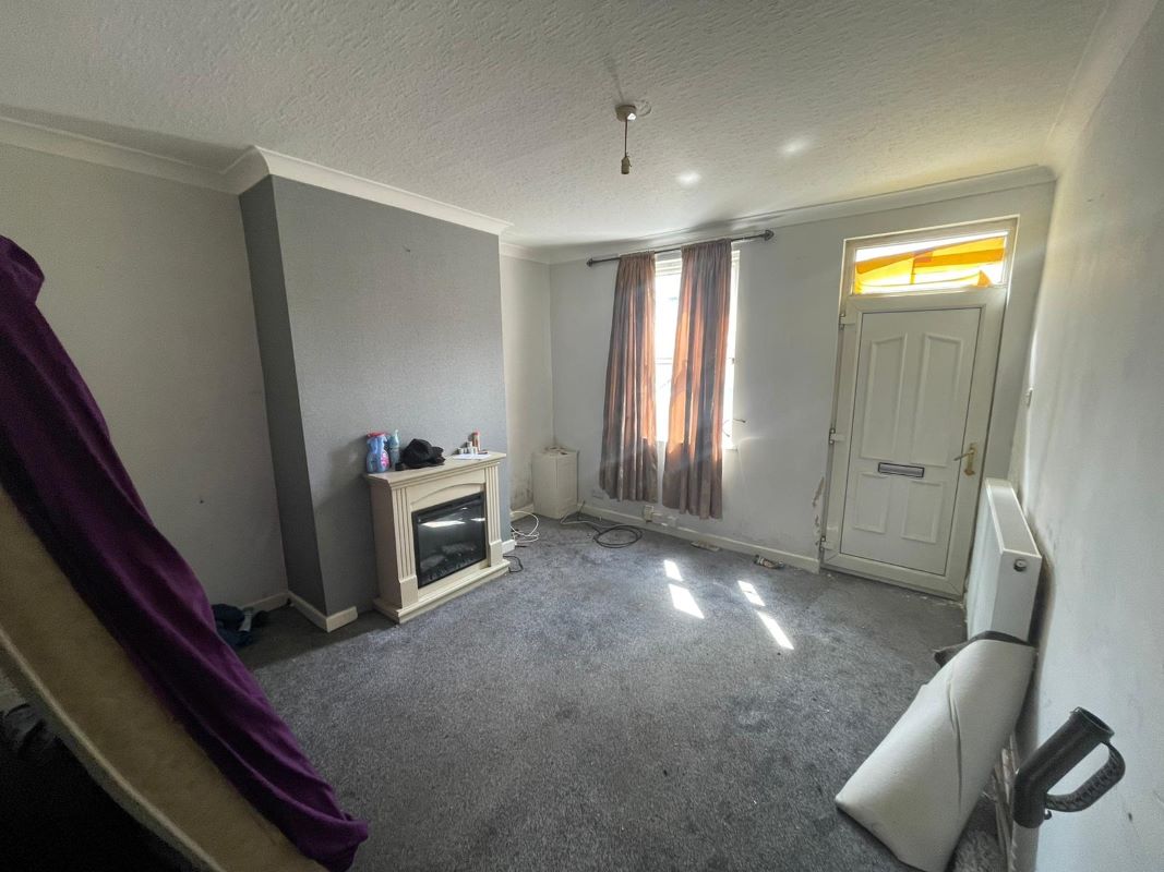 Barnsley, South Yorkshire, S70 4NR - Online Auctions