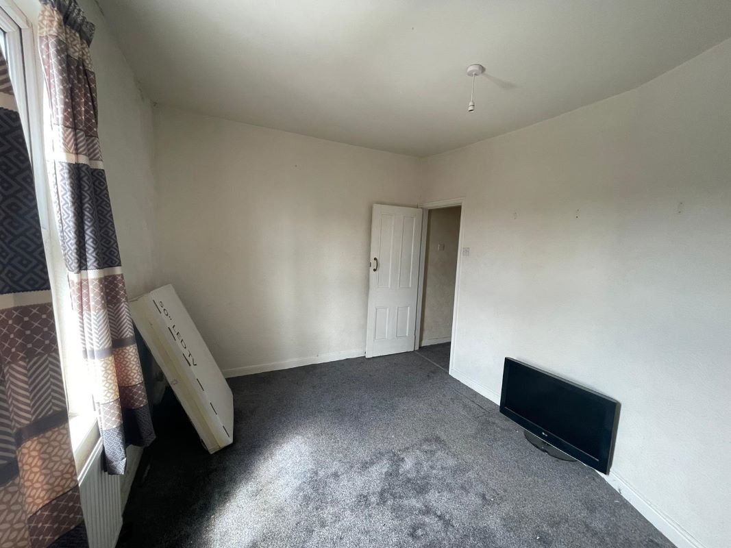 Barnsley, South Yorkshire, S70 4NR - Online Auctions