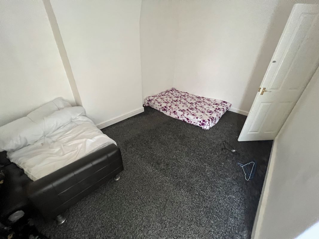 Edlington, Doncaster, South Yorkshire, DN12 1BA - Online Auctions