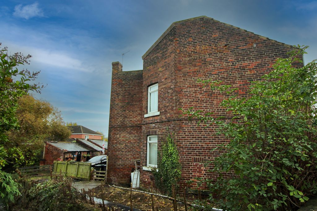 Stonyford Road, Wombwell, Barnsley, South Yorkshire, S73 8AF - Online Auctions