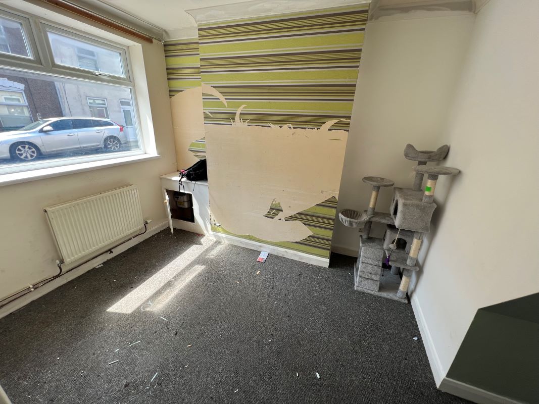 Grimsby, South Humberside, DN32 7NA - Online Auctions