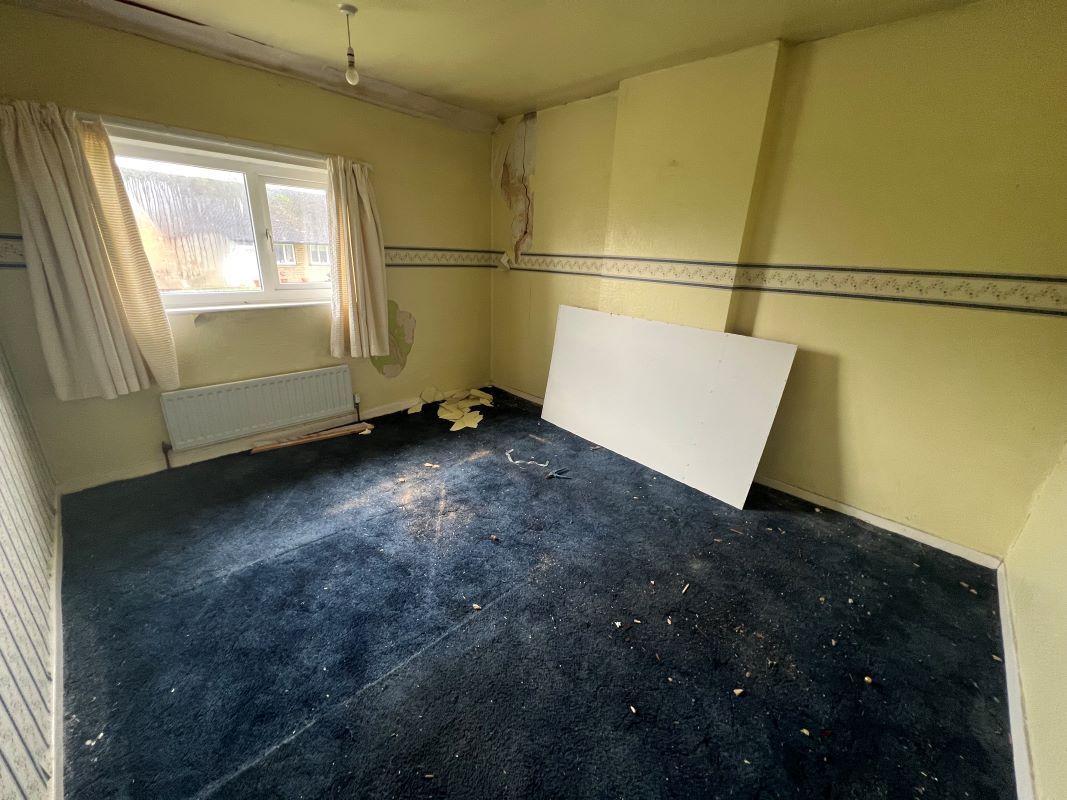 Hood Green, Barnsley, South Yorkshire, S75 3HG - Online Auctions