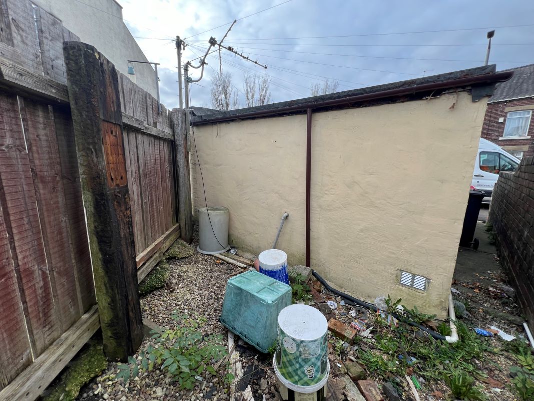 Wath-Upon-Dearne, Rotherham, South Yorkshire, S63 6AH - Online Auctions