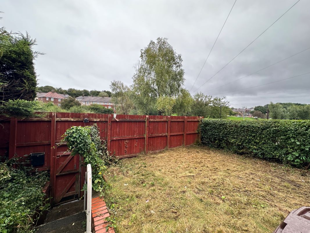Sheffield, South Yorkshire, S5 8LX - Online Auctions