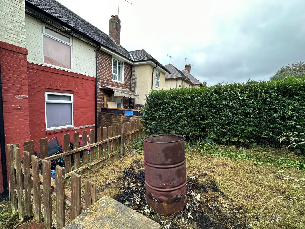 Sheffield, South Yorkshire, S5 8LX - Online Auctions