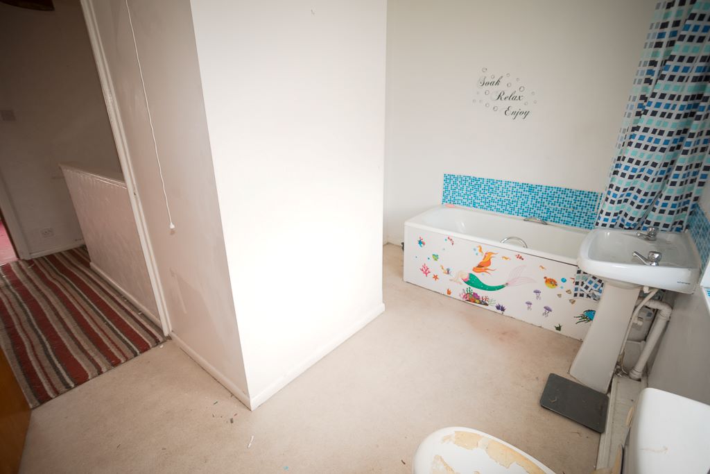 Wath-Upon-Dearne, Rotherham, South Yorkshire, S63 7AR - Online Auctions