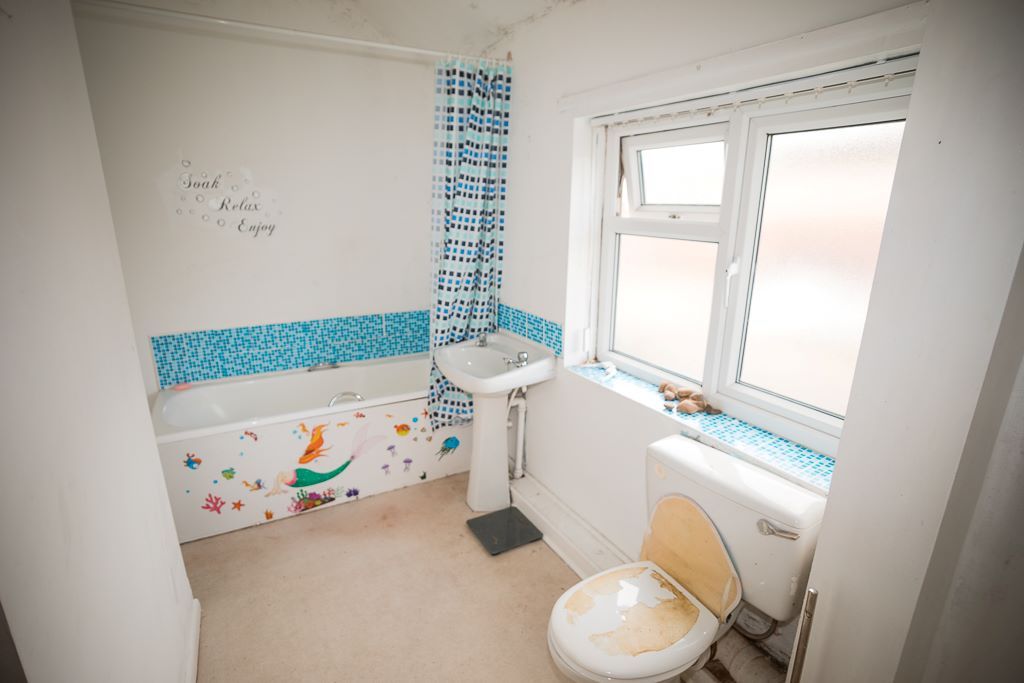 Wath-Upon-Dearne, Rotherham, South Yorkshire, S63 7AR - Online Auctions