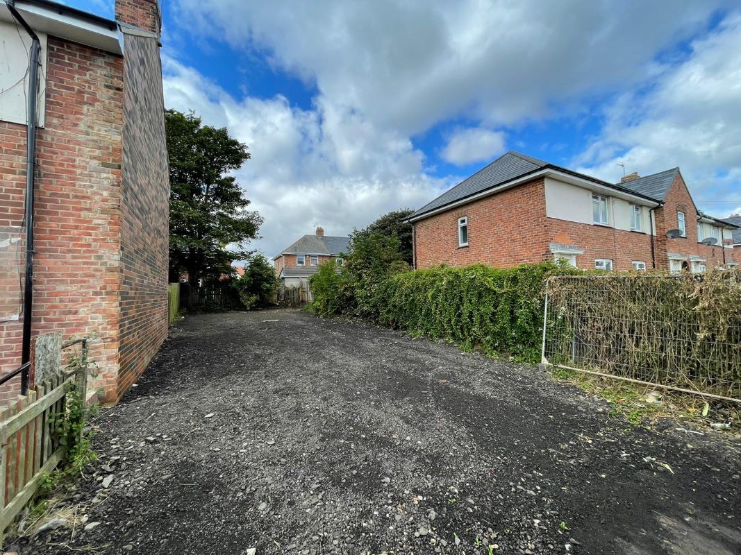 Sunderland, Tyne and Wear, SR2 8SJ - Online Auctions