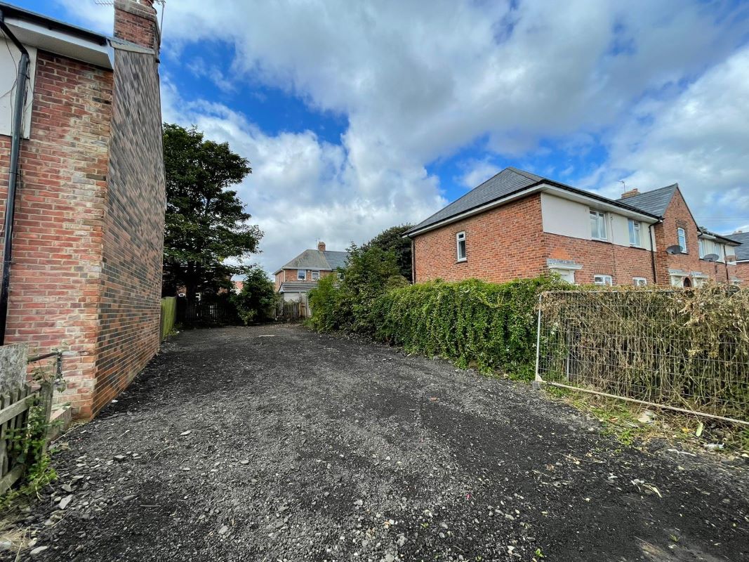 Sunderland, Tyne and Wear, SR2 8SJ - Online Auctions