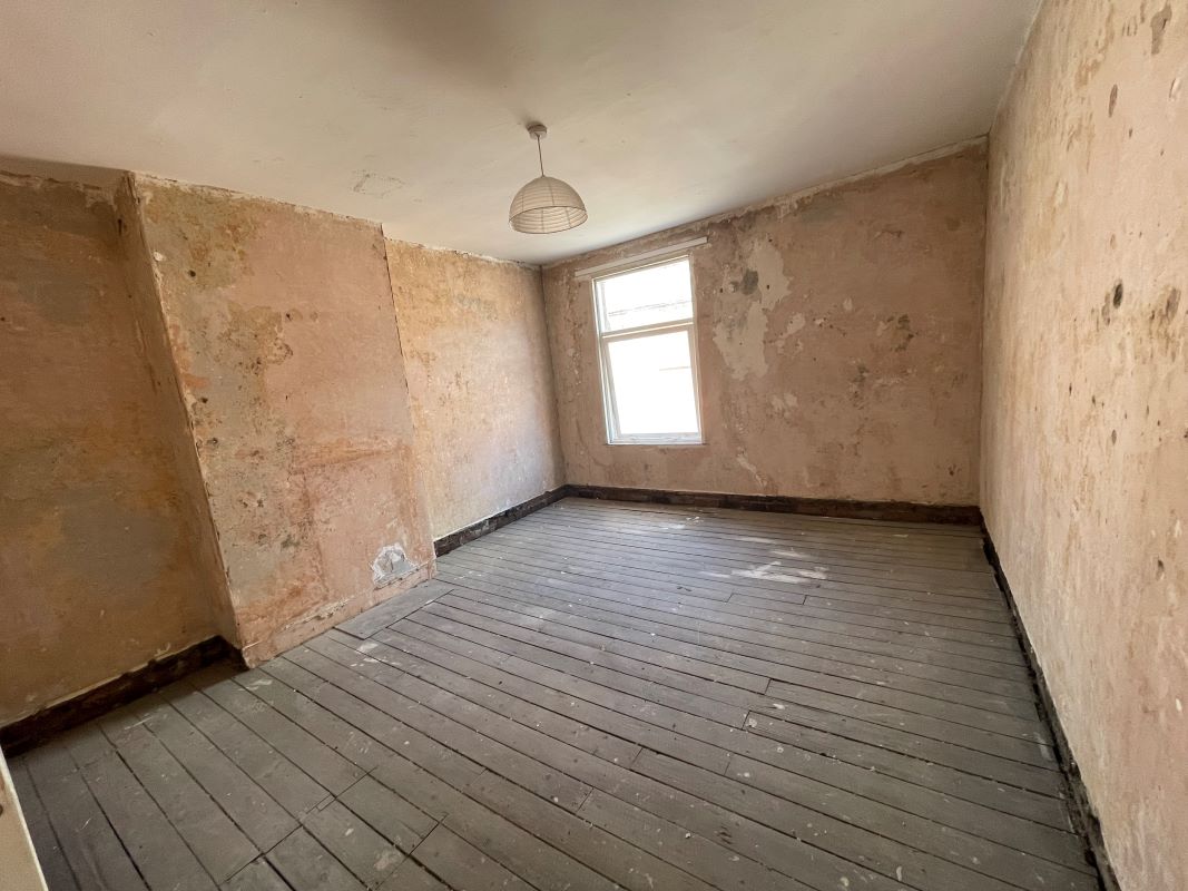 Goldthorpe, Rotherham, South Yorkshire, S63 9HS - Online Auctions