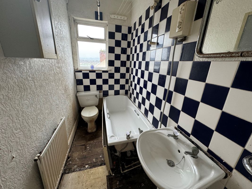 Sheffield, South Yorkshire, S8 8TD - Online Auctions