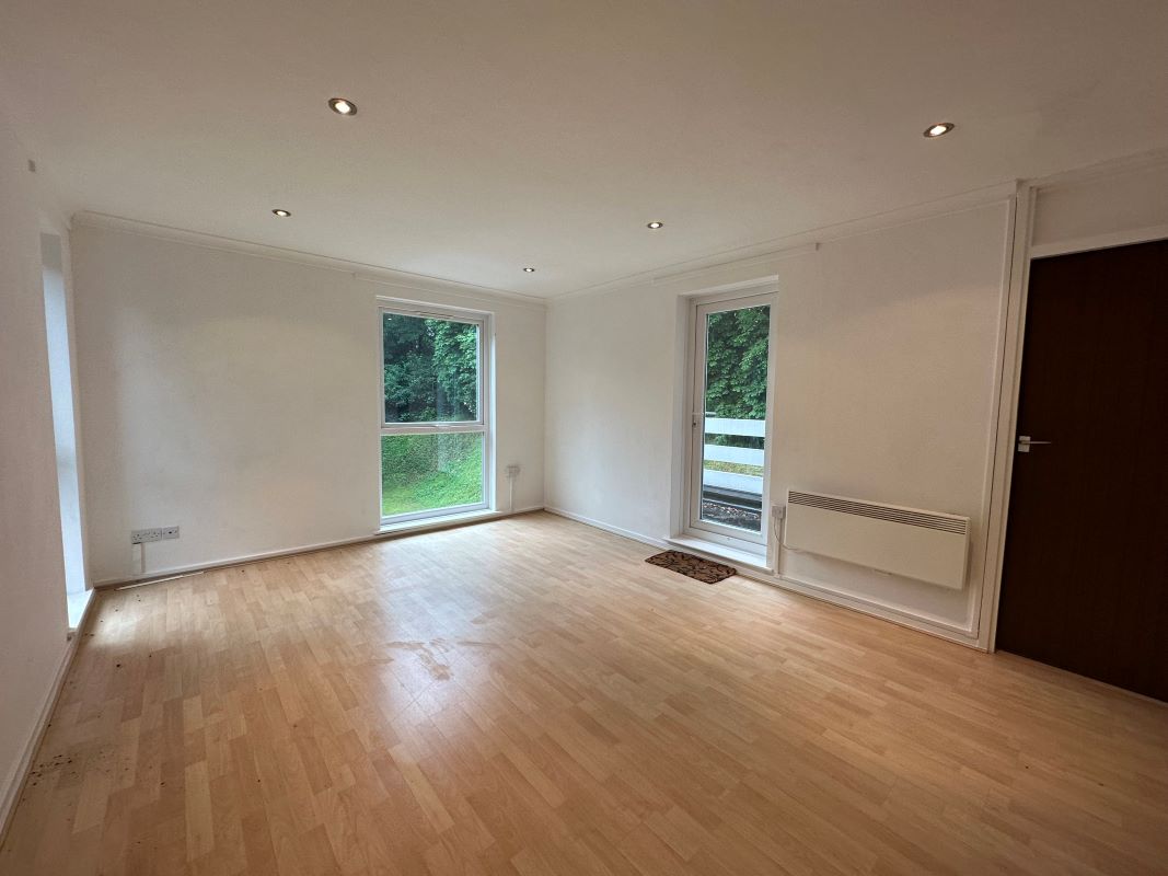 Bradford, West Yorkshire, BD9 4LY - Online Auctions