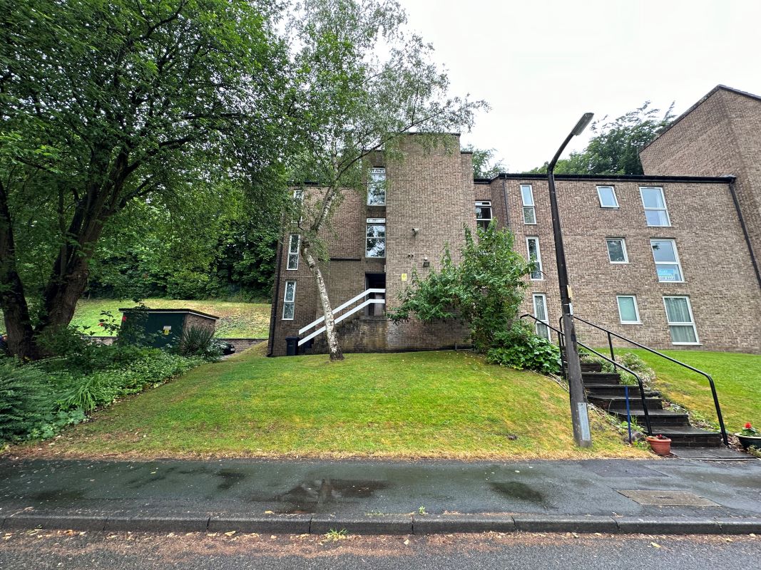 Bradford, West Yorkshire, BD9 4LY - Online Auctions