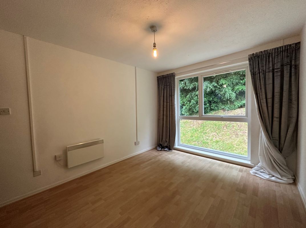 Bradford, West Yorkshire, BD9 4LY - Online Auctions