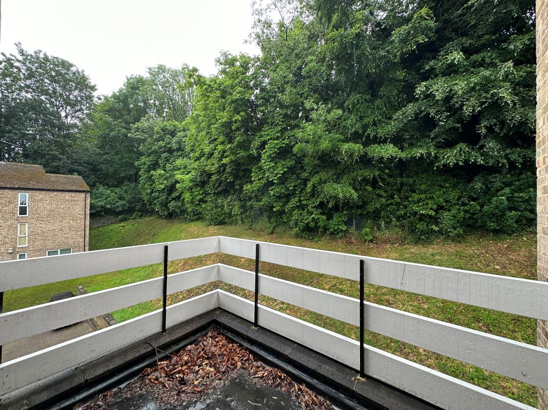 Bradford, West Yorkshire, BD9 4LY - Online Auctions