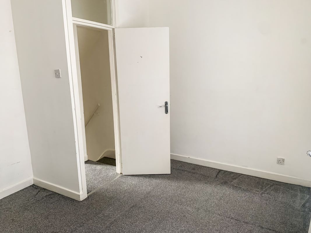 Bootle, Merseyside, L20 4JR - Online Auctions