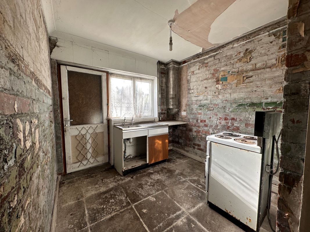 Hampton Road, Dunscroft, Doncaster, South Yorkshire, DN7 4AG - Online Auctions