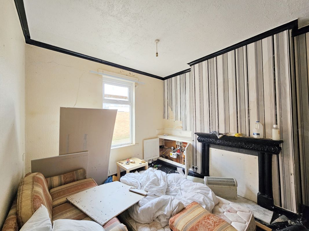 Blackpool, Lancashire, FY1 3JT - Online Auctions