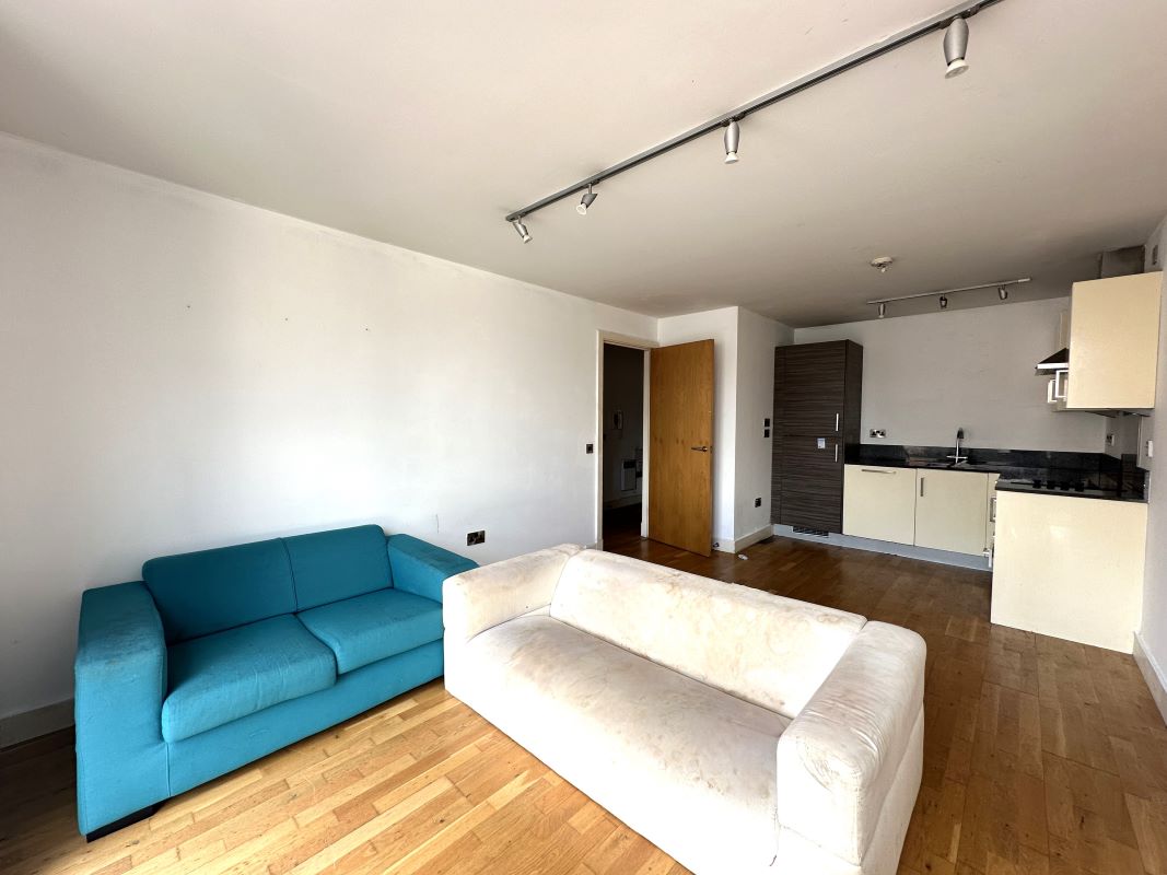 3 North Bank, Sheffield, South Yorkshire, S3 8JT - Online Auctions