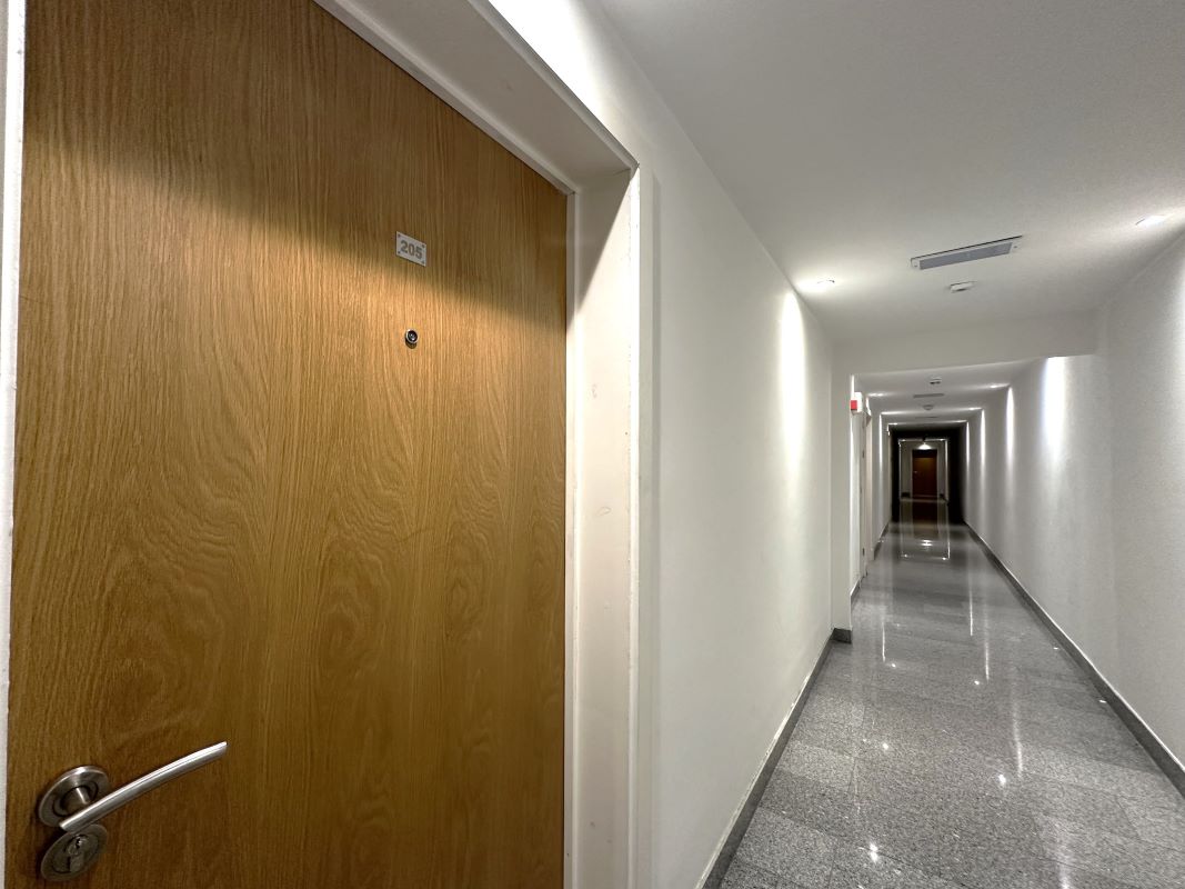 3 North Bank, Sheffield, South Yorkshire, S3 8JT - Online Auctions