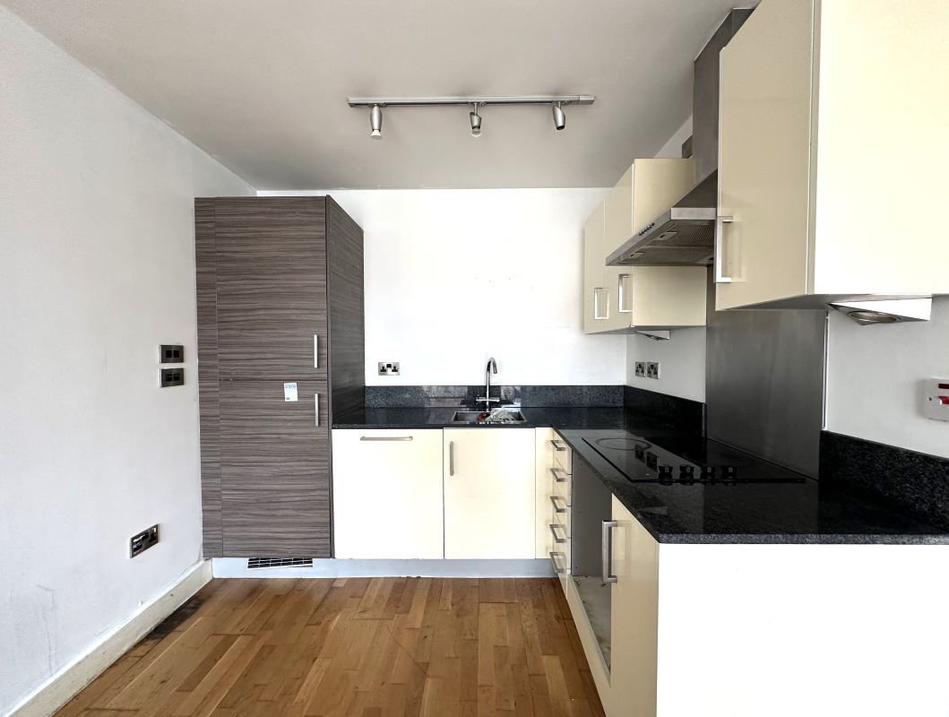 3 North Bank, Sheffield, South Yorkshire, S3 8JT - Online Auctions