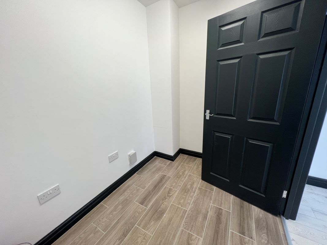 Wellowgate, Grimsby, South Humberside, DN32 0RA - Online Auctions
