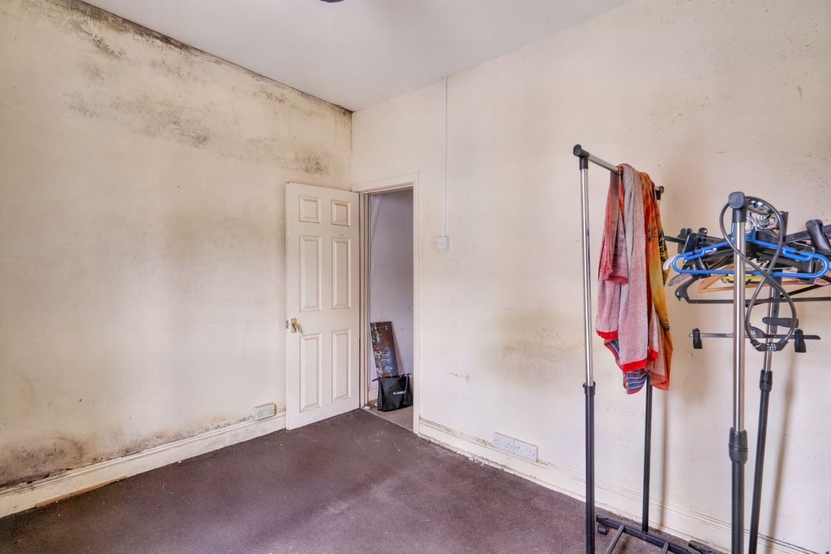 Rensburg Street, Hull, North Humberside, HU9 2NS - Online Auctions
