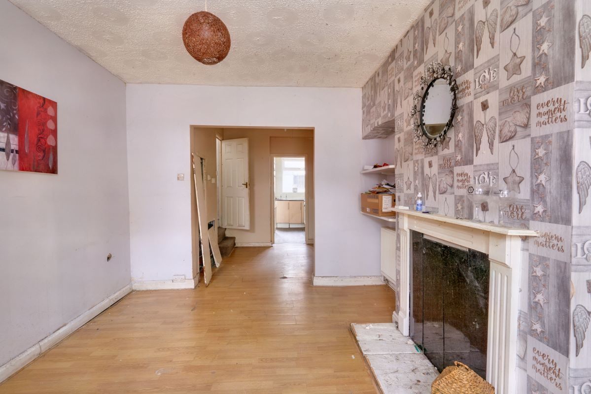 Rensburg Street, Hull, North Humberside, HU9 2NS - Online Auctions