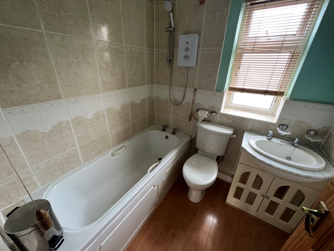 Flanderwell, Rotherham, South Yorkshire, S66 2XL - Online Auctions