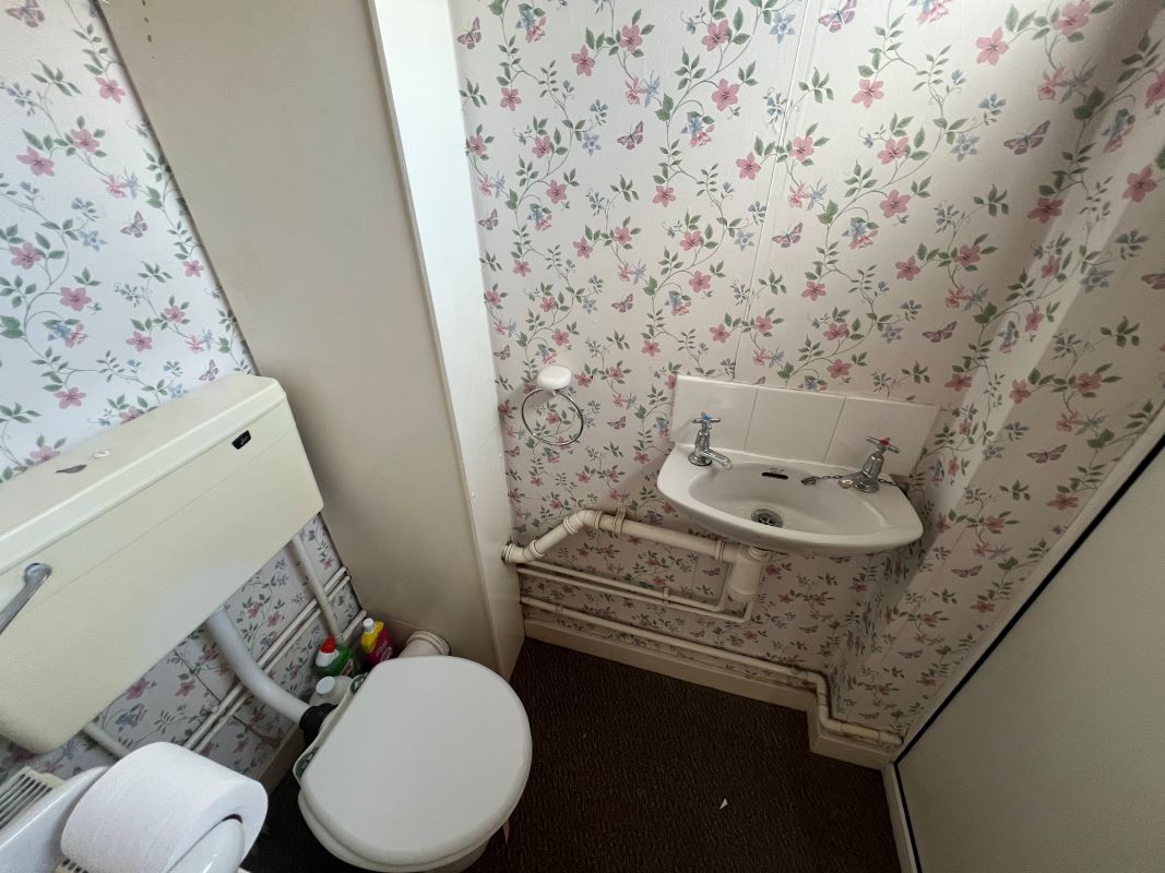 Flanderwell, Rotherham, South Yorkshire, S66 2XL - Online Auctions