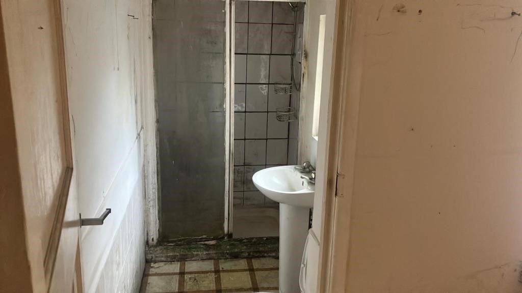 Coventry, West Midlands, CV6 7FQ - Online Auctions